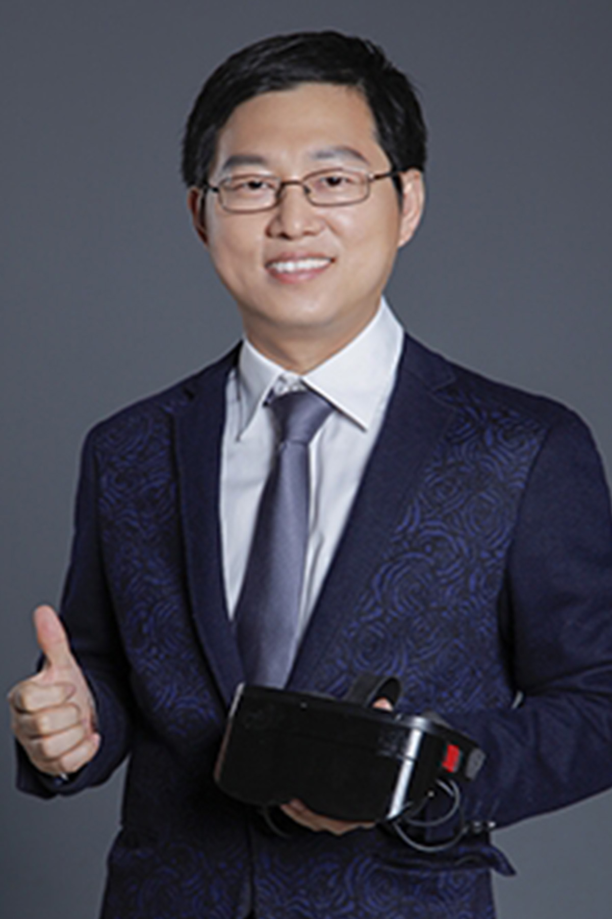 ​程德文